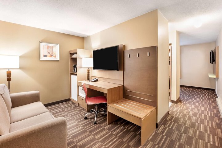 Days Inn by Wyndham Nanaimo