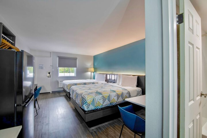 Room 20 of 27