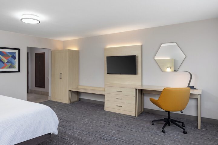 Holiday Inn Express & Suites Phoenix West - Buckeye by IHG