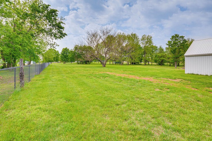 Walk to Restaurants: Stockton Home w / Game Room
