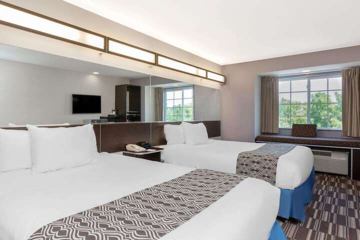 Room 16 of 37