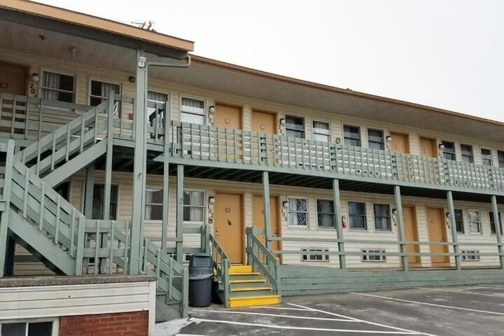 Hotel 4 of 26
