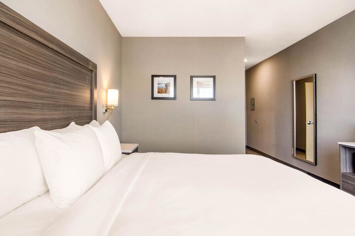 Room 20 of 53