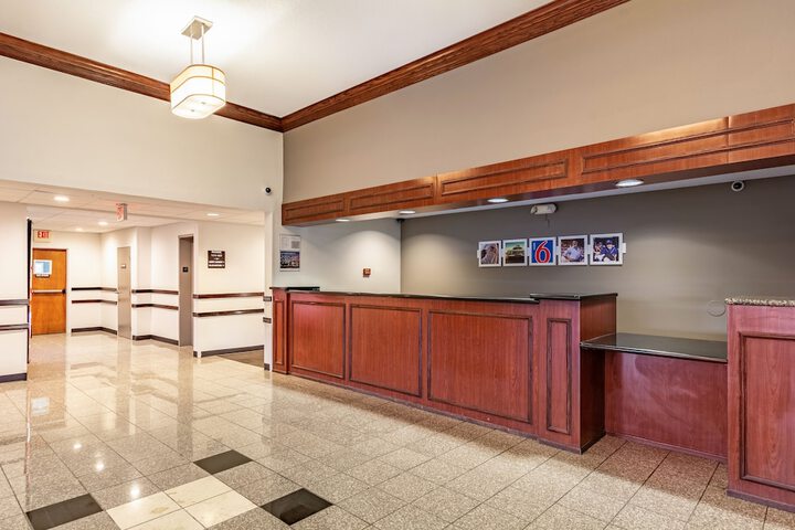 Hotel Interior 13 of 38