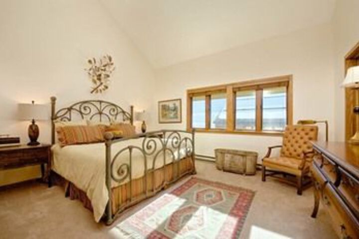 Wind River Teton Village by JHRL