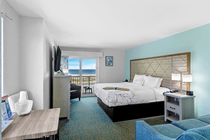 Ocean Sands Beach Boutique Inn - 1 Acre Private Beach