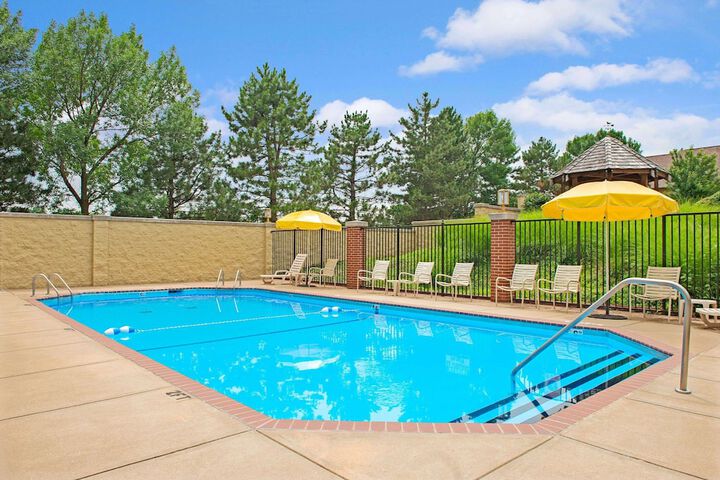 Pool 2 of 13