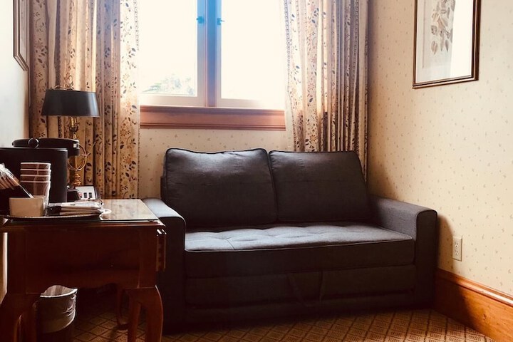 Pacific Grove Inn
