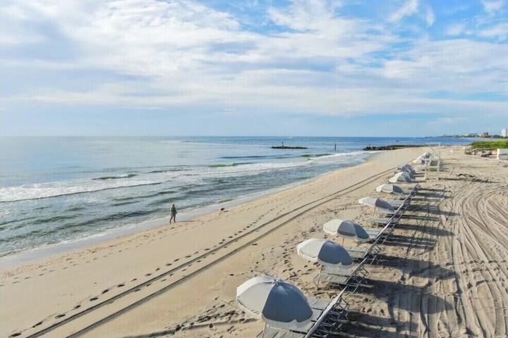 Bungalows at the Boca Raton