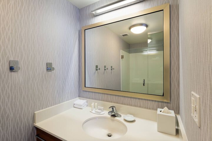 Room 17 of 26