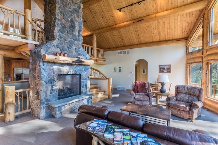 Pineview Lodge