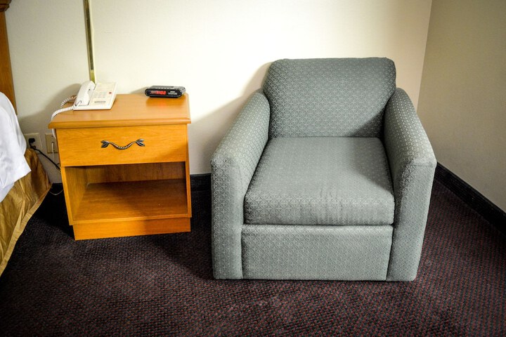 Room 12 of 22