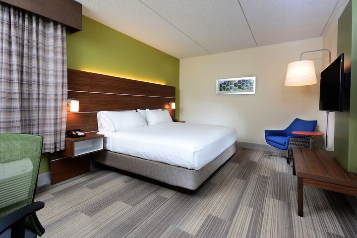 Room 18 of 53