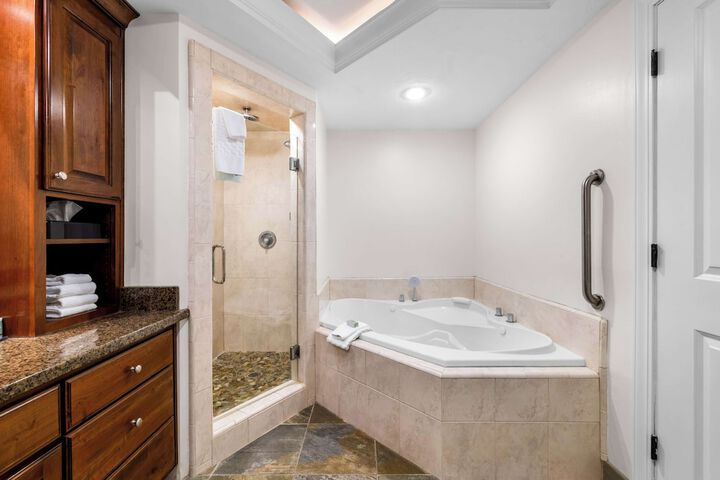 Best Western Driftwood Inn