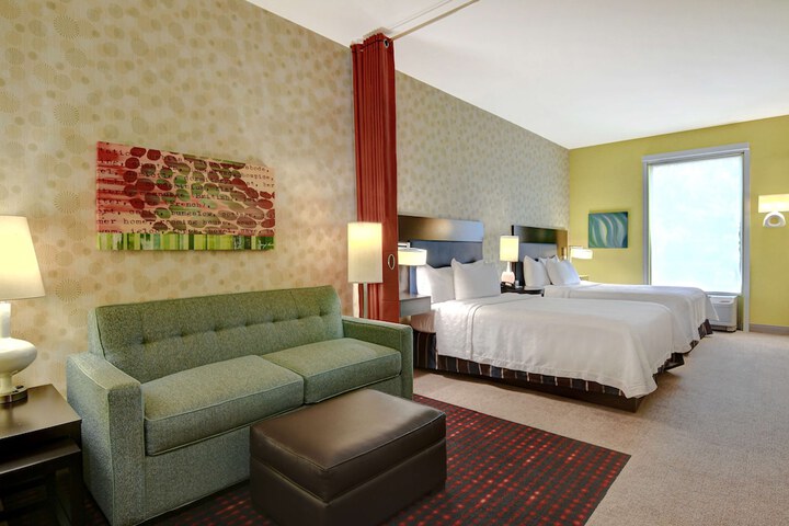 Room 10 of 46