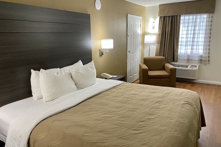 Quality Inn Branson - Hwy 76 Central