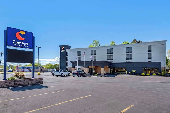 Comfort Inn & Suites Liverpool - Syracuse North