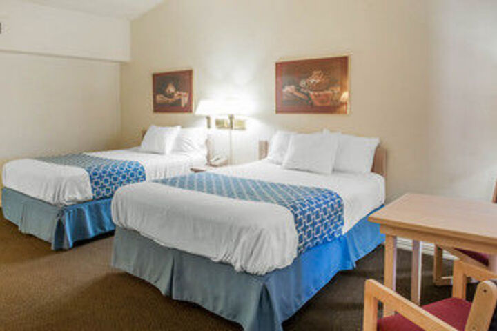 Rodeway Inn Whites City