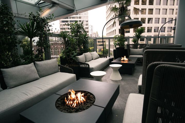 Paradox Vancouver