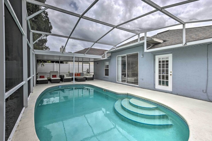 Apopka Single-story Home w / Private Lanai + Pool!