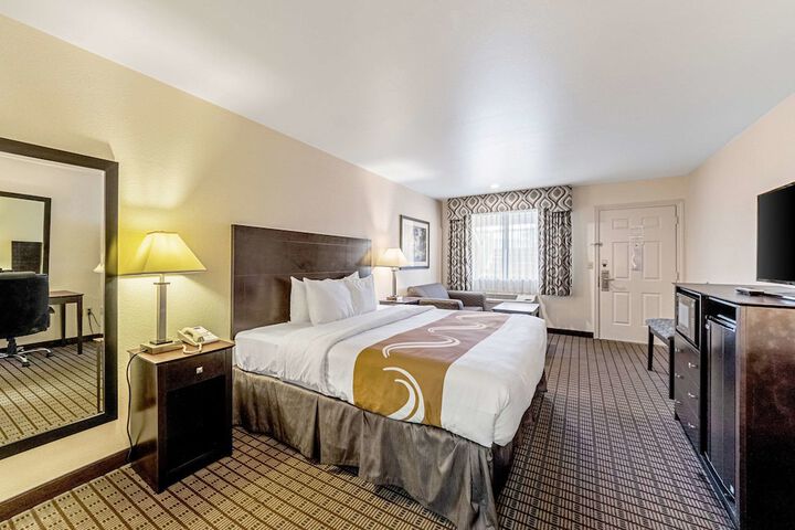 Quality Inn Three Rivers