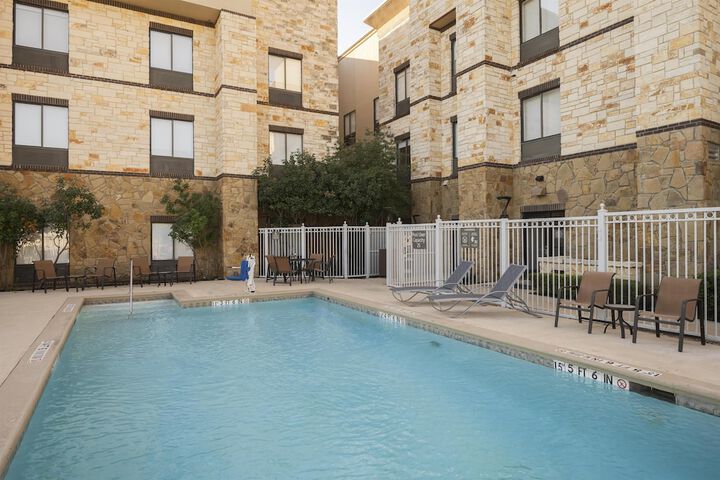 Hampton Inn & Suites Mansfield