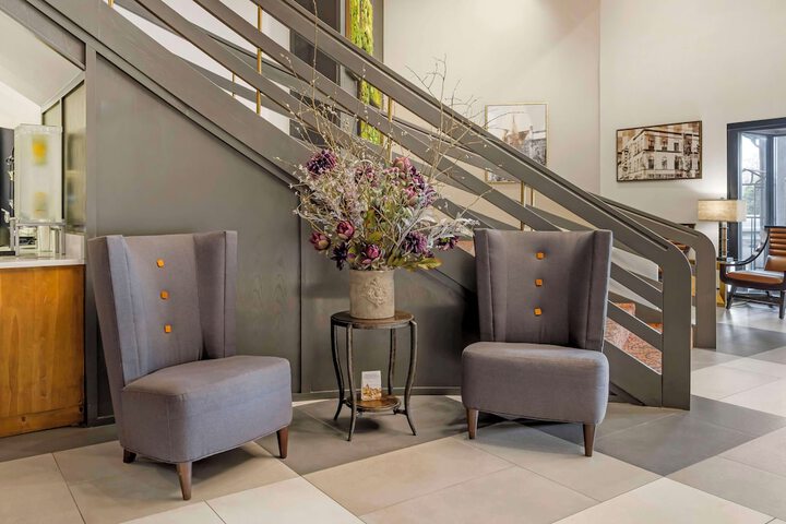 Best Western Plus Mill Creek Inn