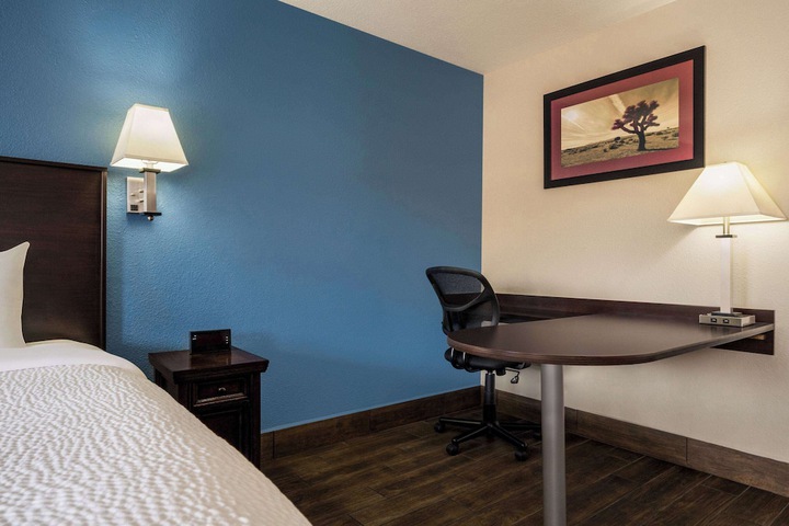 Room 29 of 59