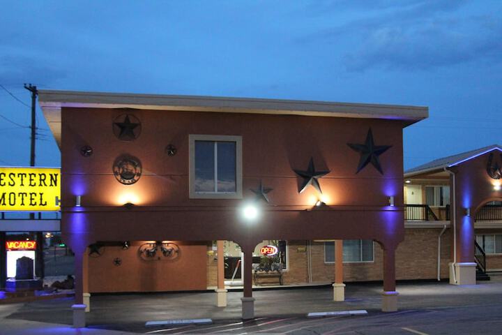 Western Motel
