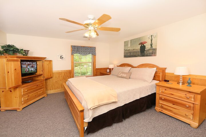 Room 32 of 52