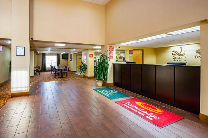 Hotel Interior 5 of 26