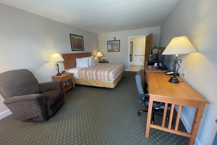 The Stagecoach Inn of Woodville