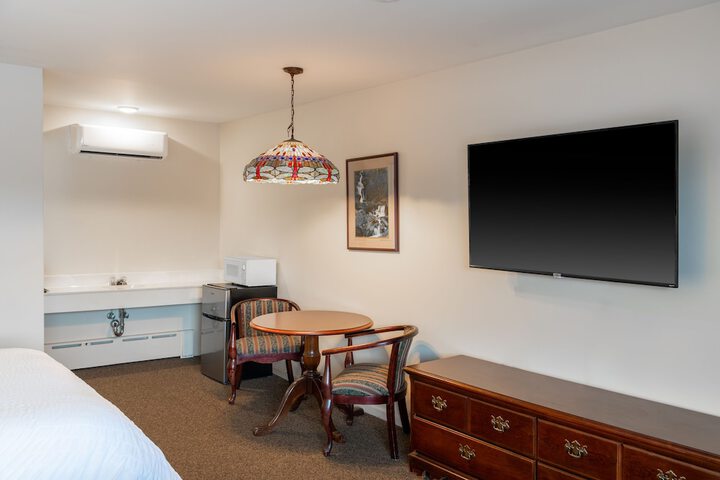 Room 41 of 78