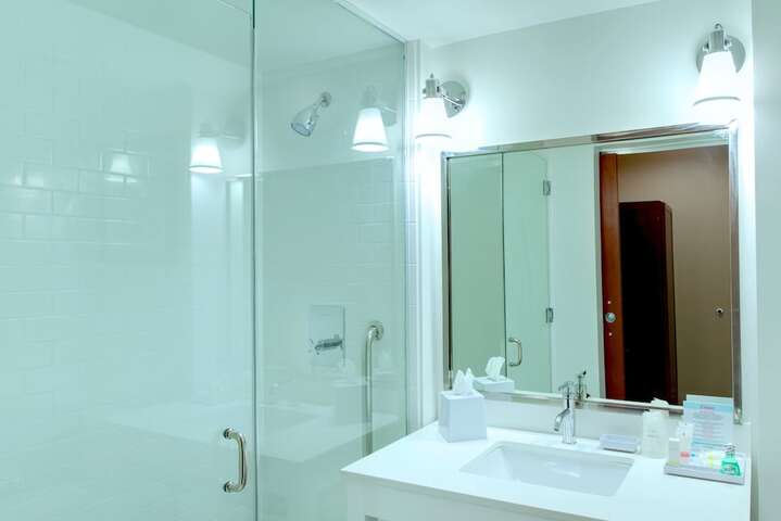 Room 8 of 20