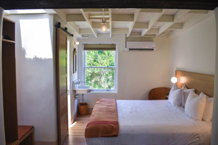 Room 25 of 75