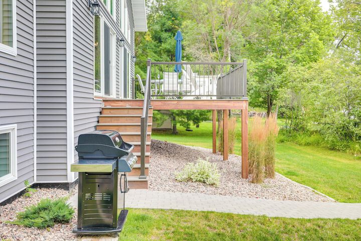 Lakefront Rhinelander Cottage w / Private Dock!