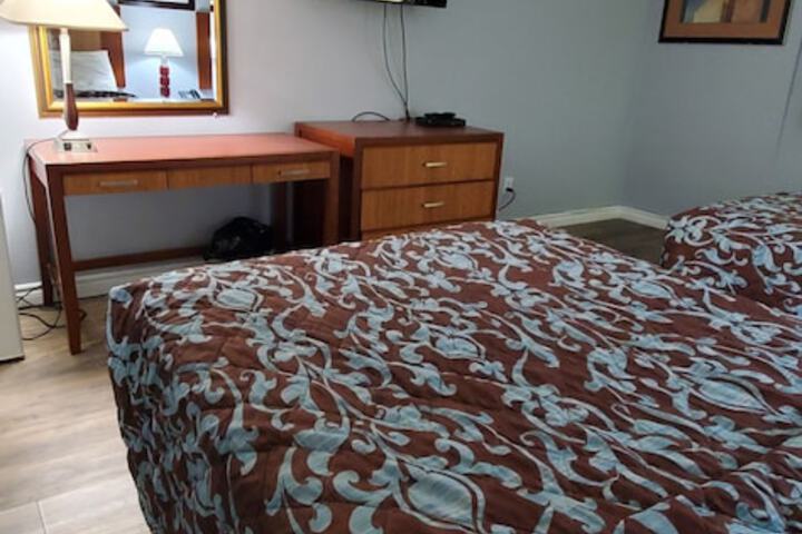 Room 14 of 26