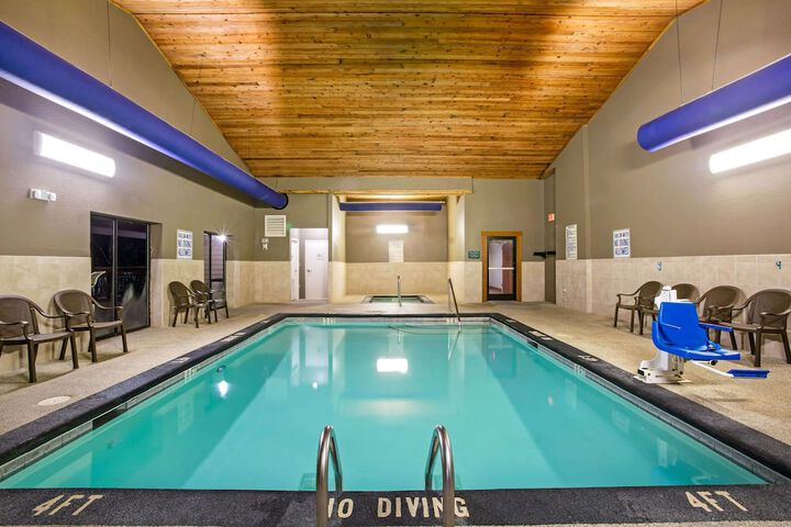 Pool 6 of 37