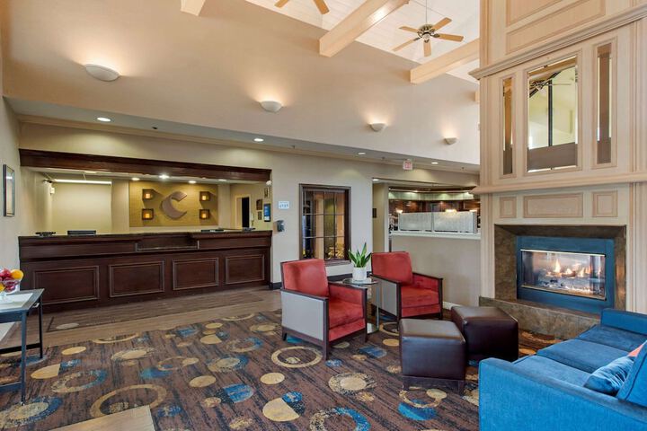 Hotel Interior 7 of 47