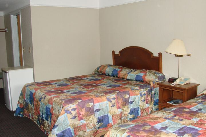 Room 56 of 68
