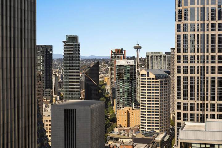 Crowne Plaza Seattle - Downtown by IHG