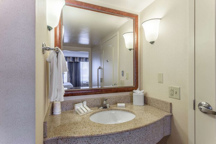 Room 11 of 31