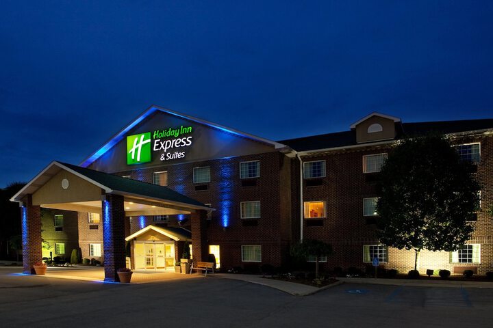 Hotel 5 of 40