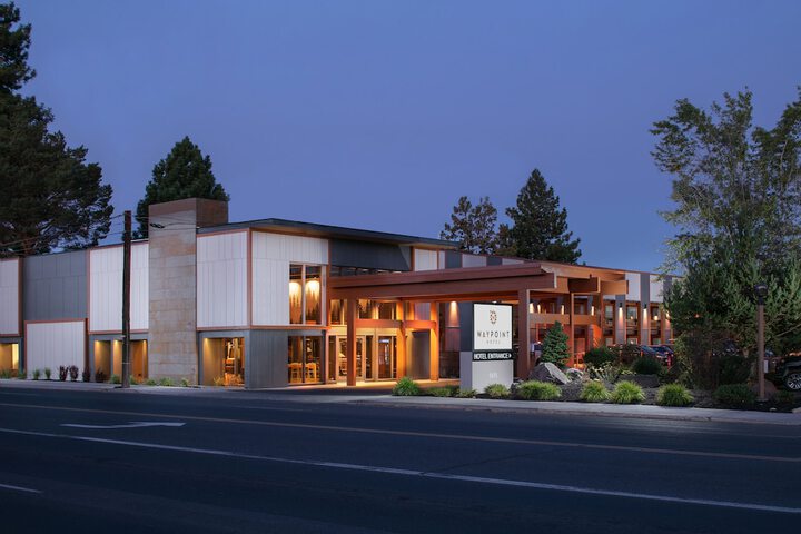 Waypoint Hotel