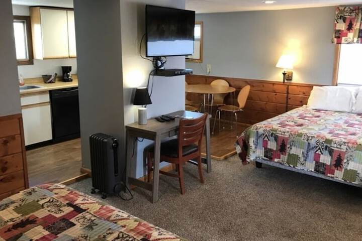 Room 13 of 21