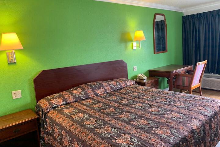 Baton Rouge West Inn
