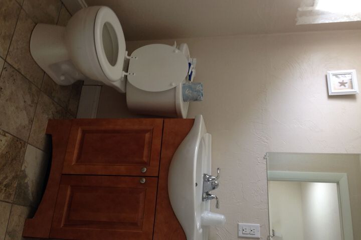 Room 32 of 70