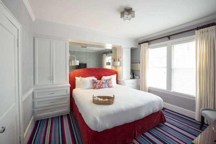 Room 21 of 110