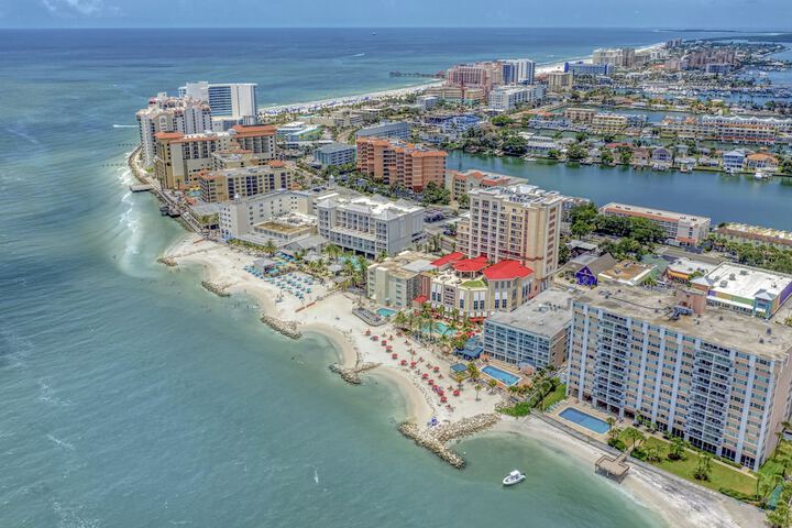 Dolphin Sands Clearwater Beach an Ascend Collection Hotel