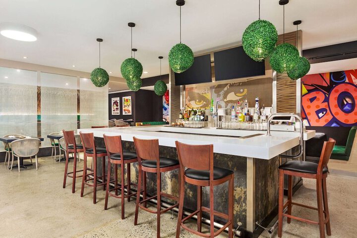 Wingate by Wyndham Bronx / Haven Park
